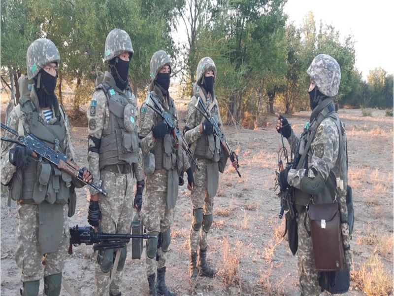 Талдыкорганские десантники участвовали в тактическом учении