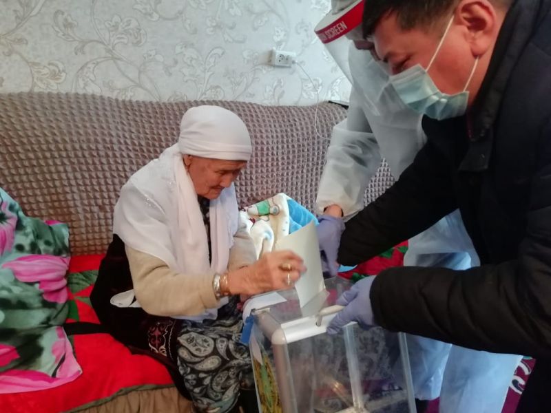 Участвовать в выборах - долг каждого из нас - 100-летняя долгожительница из Панфиловского района