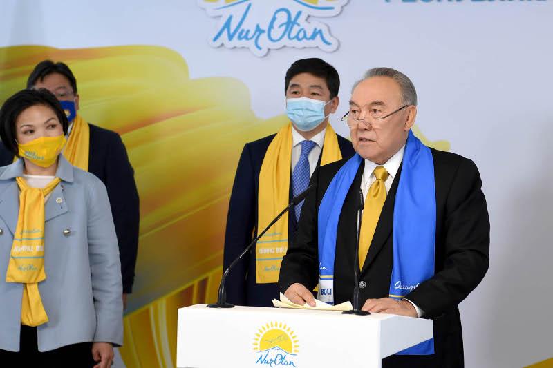 С победой на прошедших выборах поздравил Нурсултан Назарбаев партию «Nur Otan»