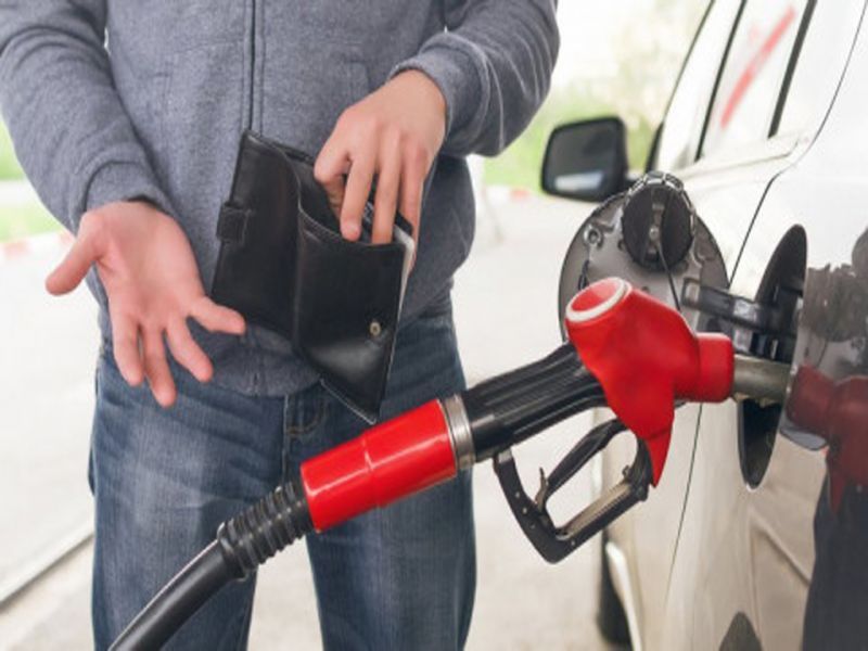 С чем связан скачок цен на бензин в Казахстане