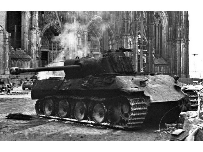 Танковая война: ИС-2 против «пантеры»