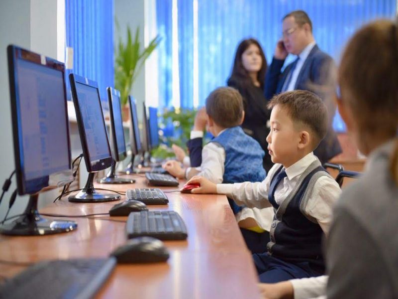 Дети за компьютером: новый приказ минздрава