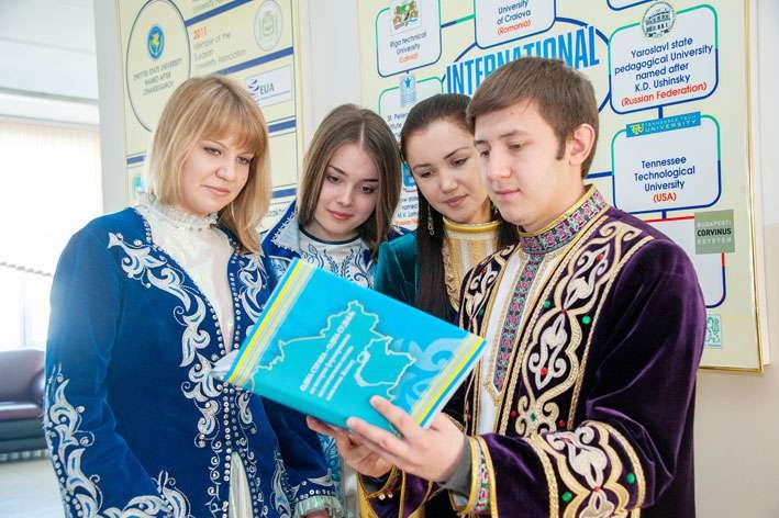 В Алматинской области растет популярность разговорных клубов казахского языка