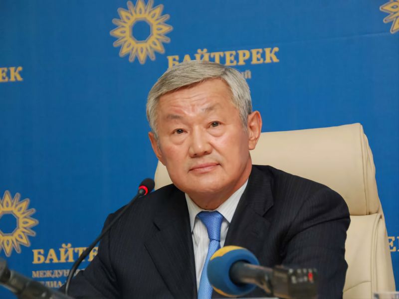 Токаев выразил соболезнования в связи с кончиной Бердибека Сапарбаева