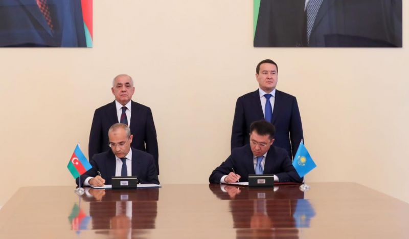 Казахстан и Азербайджан подписали ряд меморандумов о сотрудничестве в различных сферах
