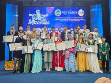 Гран-при завоевали юные айтыскеры из Жамбылской и Кызылординской областей