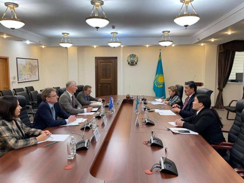 Встреча Министра экологии и природных ресурсов с Главой Представительства Европейского Союза в Республике Казахстан
