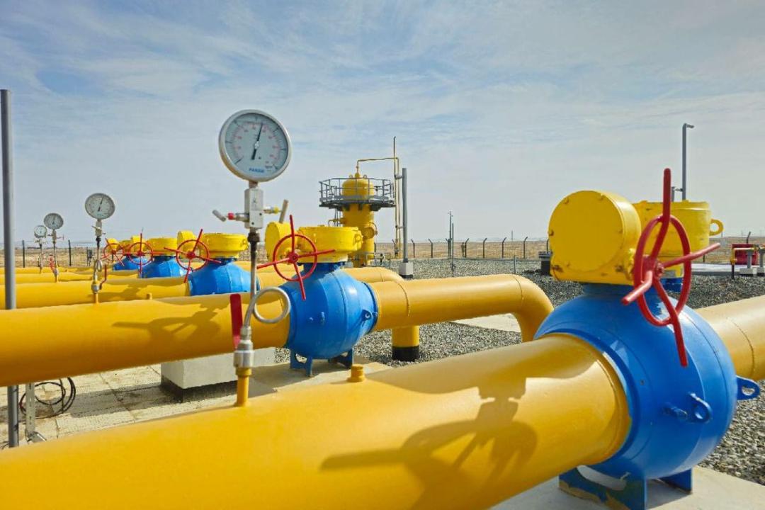 В городе Қонаев активно ведется газификация пяти микрорайонов