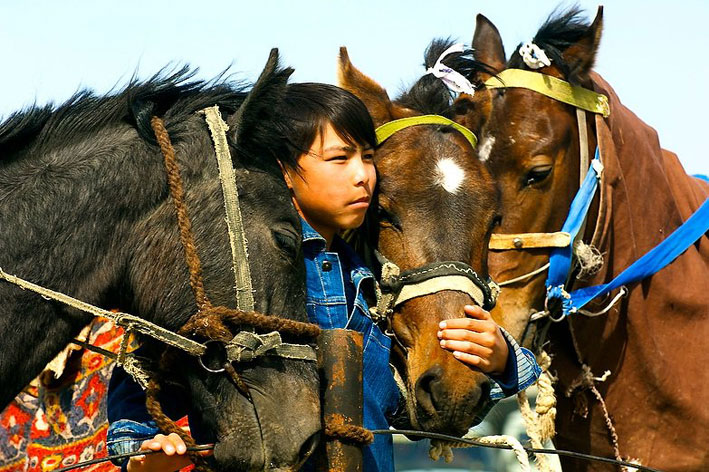 Как преподнести подарок. Казахская традиция Байлау