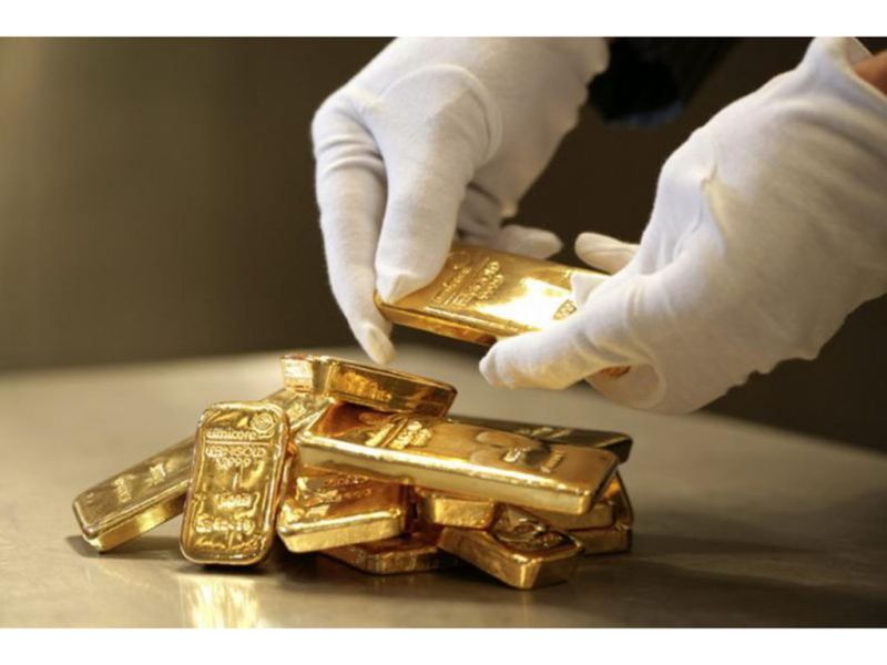 Казахстанцы в мае купили почти 1500 золотых слитков