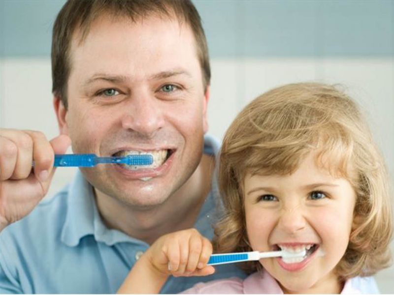 Чистим зубы эффективно: секрет здоровья полости рта