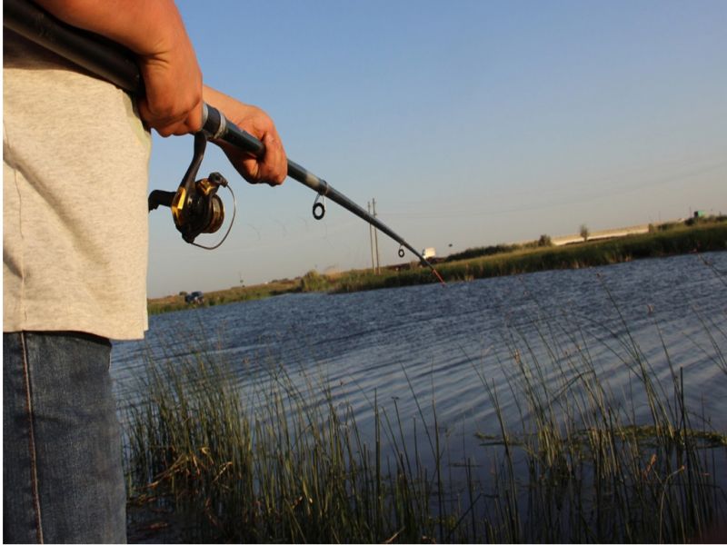 Рыбалку ограничили на водоемах Казахстана
