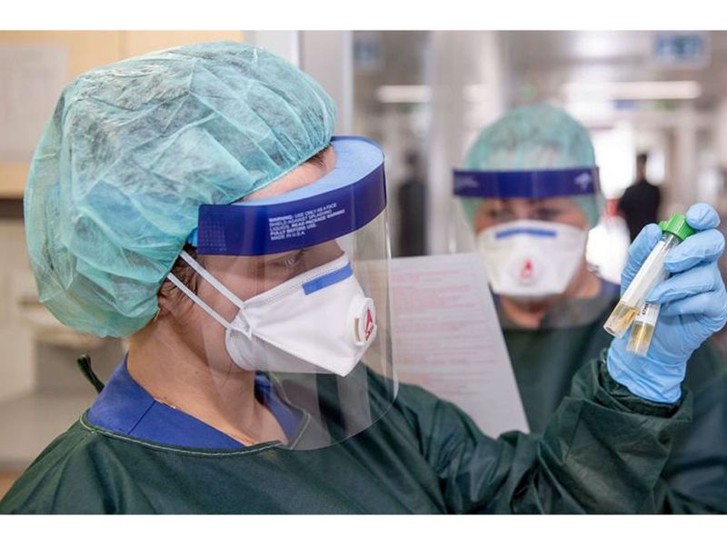 Лечение от коронавируса в Казахстане продолжают получать 31360 человек