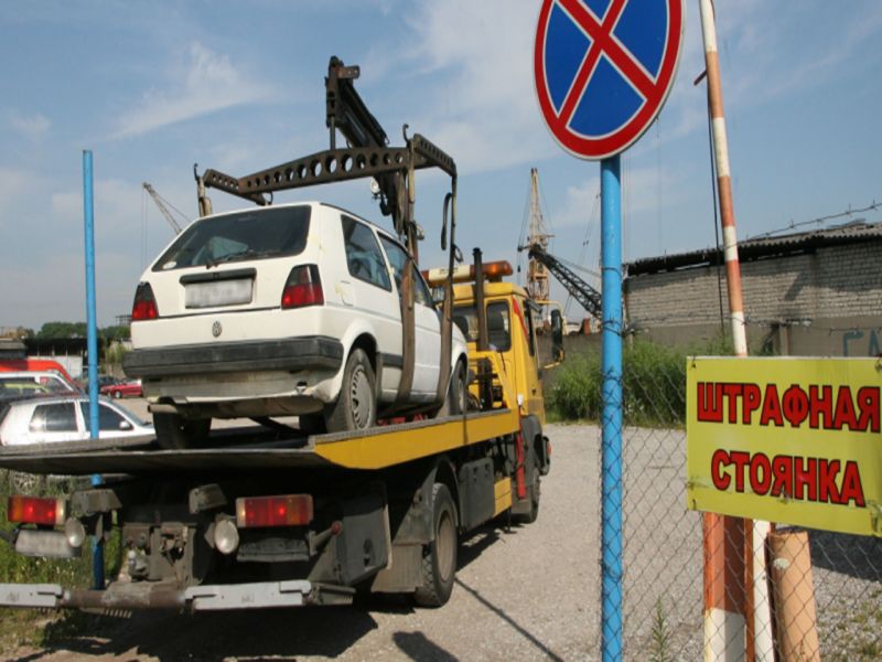 107 авто транспортированы спецмашиной на штрафные стоянки в Талдыкоргане