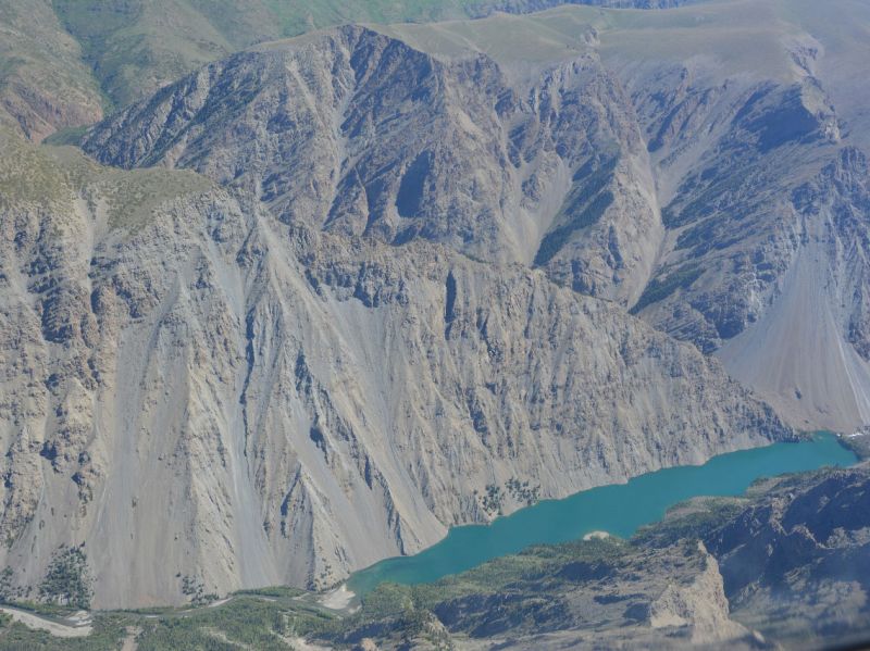 Спасатели обследовали горный хребет Жетысу Алатау
