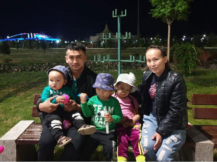 Журналист из Талдыкоргана стала мамой тройняшек