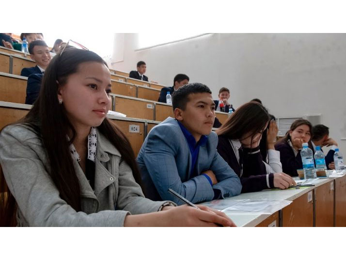 Изменение системы финансирования образовательных грантов в Казахстане