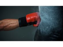 Секрет жесткого удара: упражнения для укрепления кисти