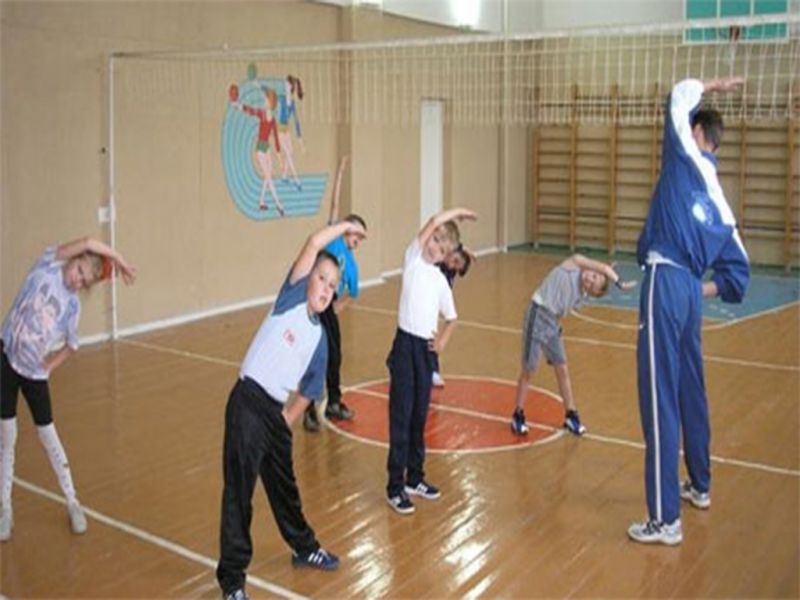 Раздельное обучение для мальчиков и девочек по физкультуре предлагают ввести в школах