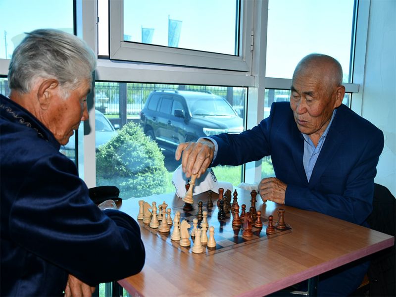В Ушарале прошел шахматный турнир среди ветеранов