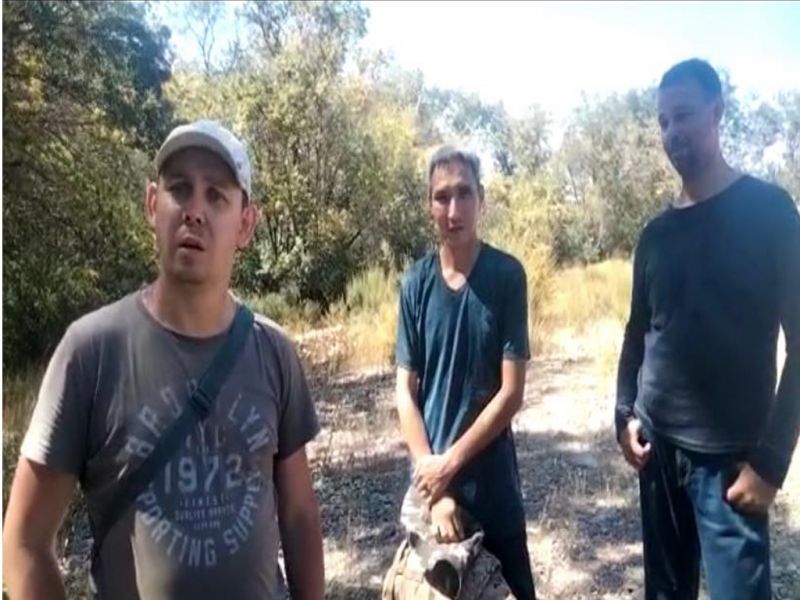 Трех туристов спасли в Уйгурском районе