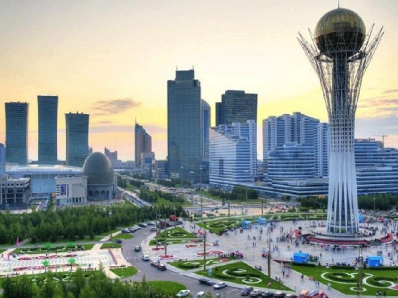 Столице Казахстана вернули прежнее название — Астана