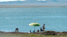 Безопасность воды в озерах Балхаш и Алаколь проверили санврачи