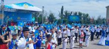 Енбекшиказахский район празднует День государственных символов