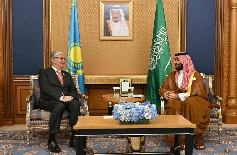 Президент Касым-Жомарт Токаев провел встречу с Наследным принцем Саудовской Аравии Мухаммедом бен Салманом Аль Саудом