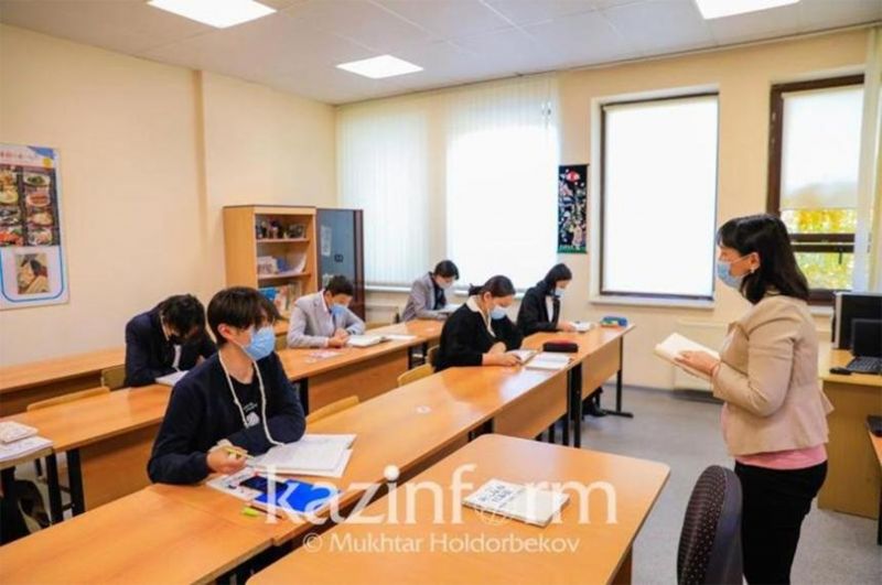 В Казахстане не хватает педагогов с русским языком обучения