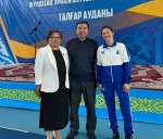 Юные палуаны вышли на ковер
