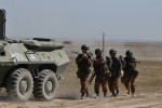 Боевые стрельбы взводов проходят в Конаевском гарнизоне