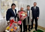 В городе Қонаев поздравили старейших жителей города