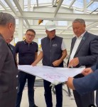 Здесь снова кипит жизнь