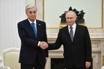 Президенты Казахстана и России провели неформальную встречу