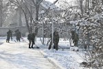 Военнослужащие Конаевского гарнизона оказали помощь дому престарелых «Шарапат»