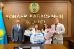 Аким города Конаев встретился с победительницей конкурса «Славянский базар» Акерке Амалят