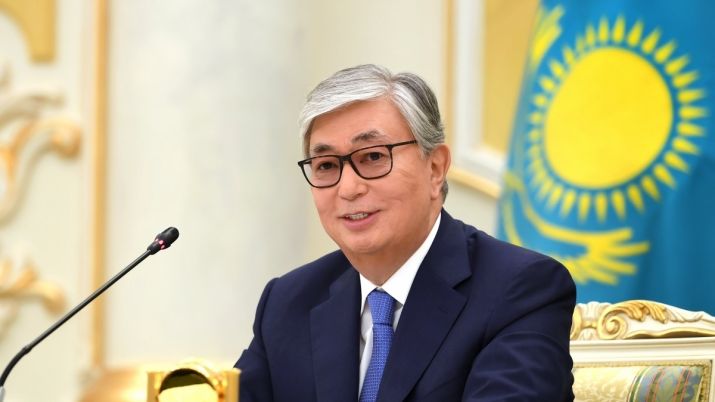 Касым-Жомарт Токаев поздравил казахстанцев с Днем защитника Отечества